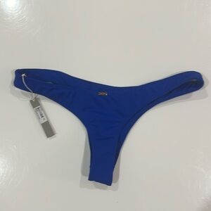 Gooseberry So Chic Medium Thong Royal Blue